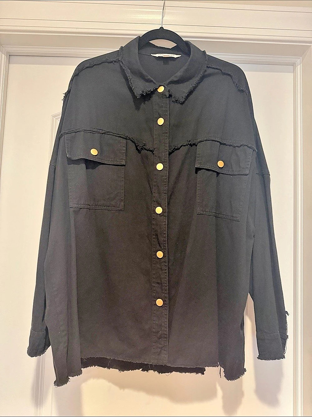 Davi&Dani Peace Sign Button-Up Shacket Black Large